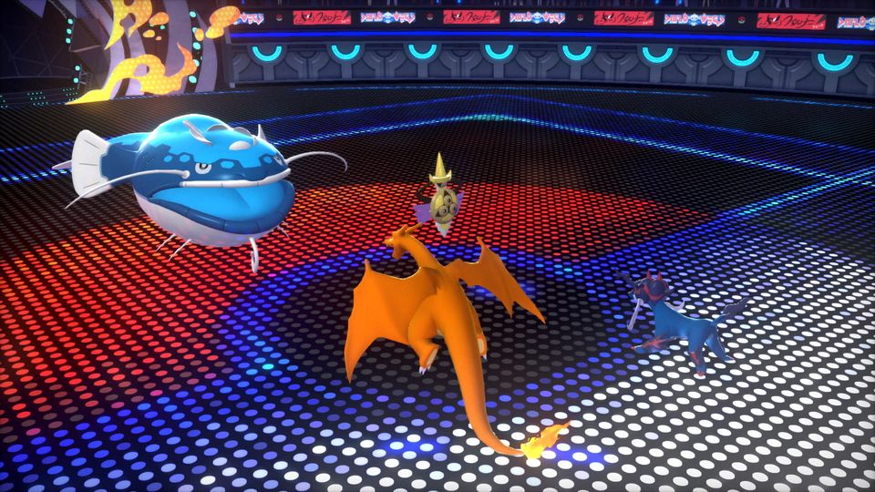 In-game screenshot, Charizard and Hisuian Samurott versus Dondogo and Aegislash.